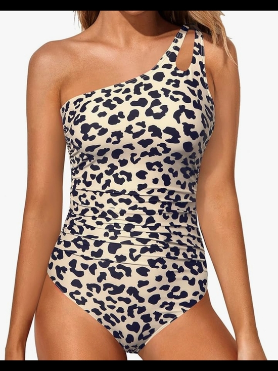 Holipick Other - One-Shoulder Leopard Print One-Piece Swimsuit in Cream and Black